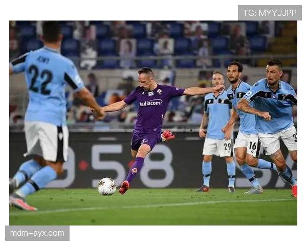 巴列卡诺防守端表现抢眼，稳步提升竞争力迎战强敌