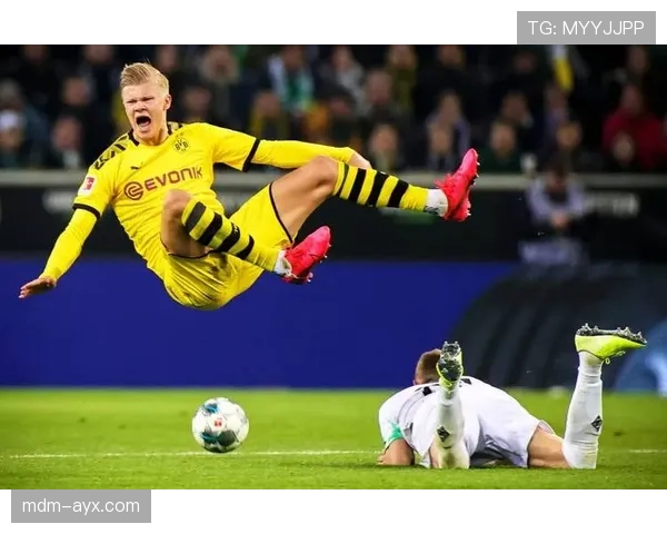 哈兰德助曼城英超连冠，稳健表现铸就新传奇