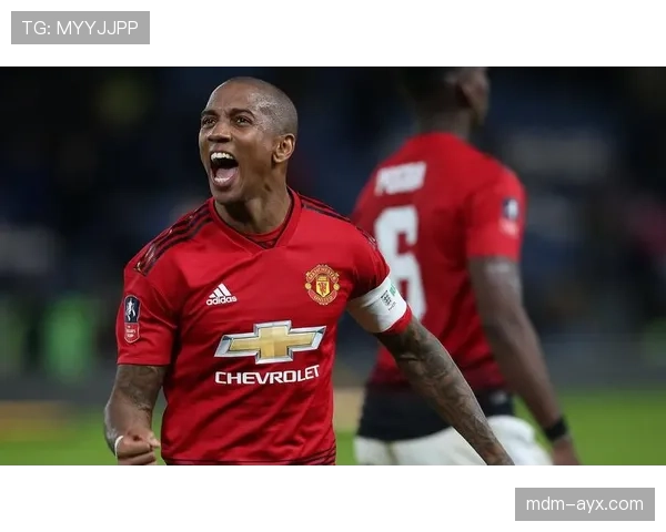 阿什利·扬技术转型启示录：老将如何重塑现代边锋角色